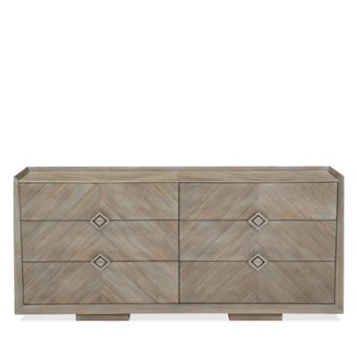 Caracole - Naturally Dresser